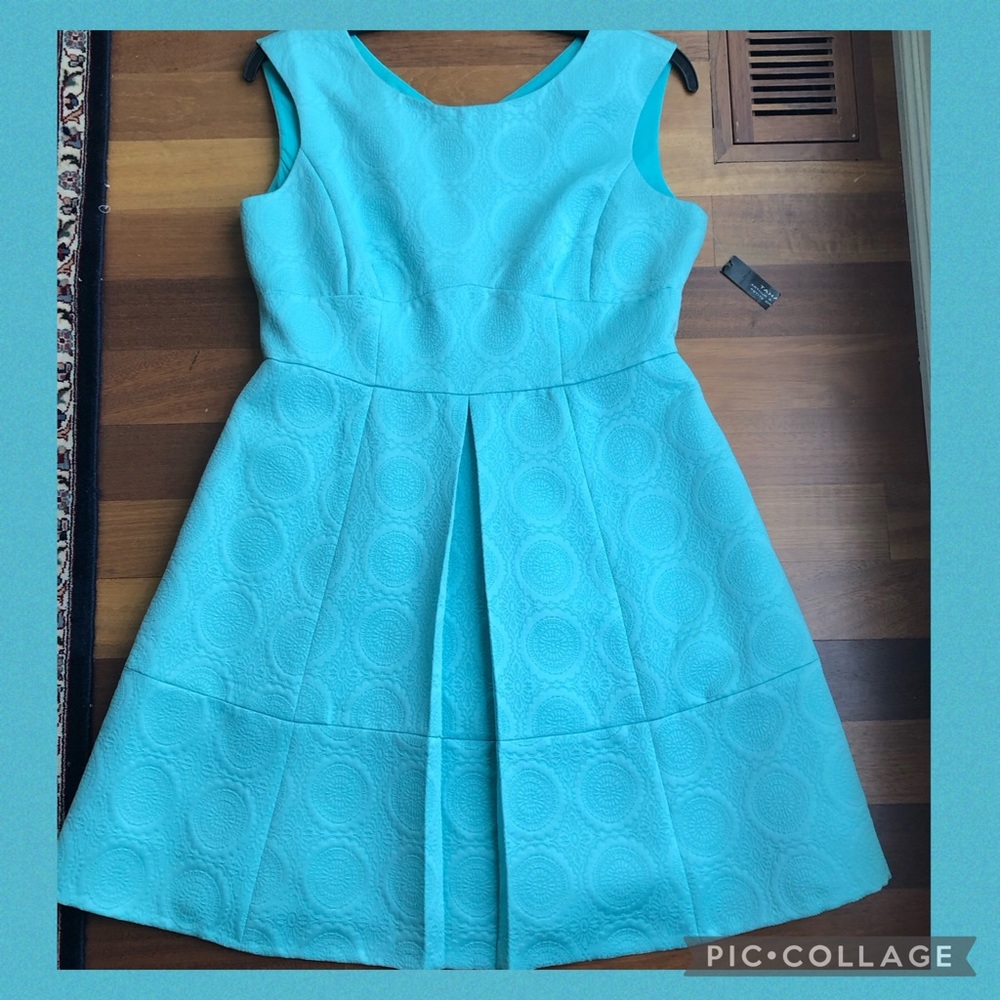 NWT Tahari tapestry dress